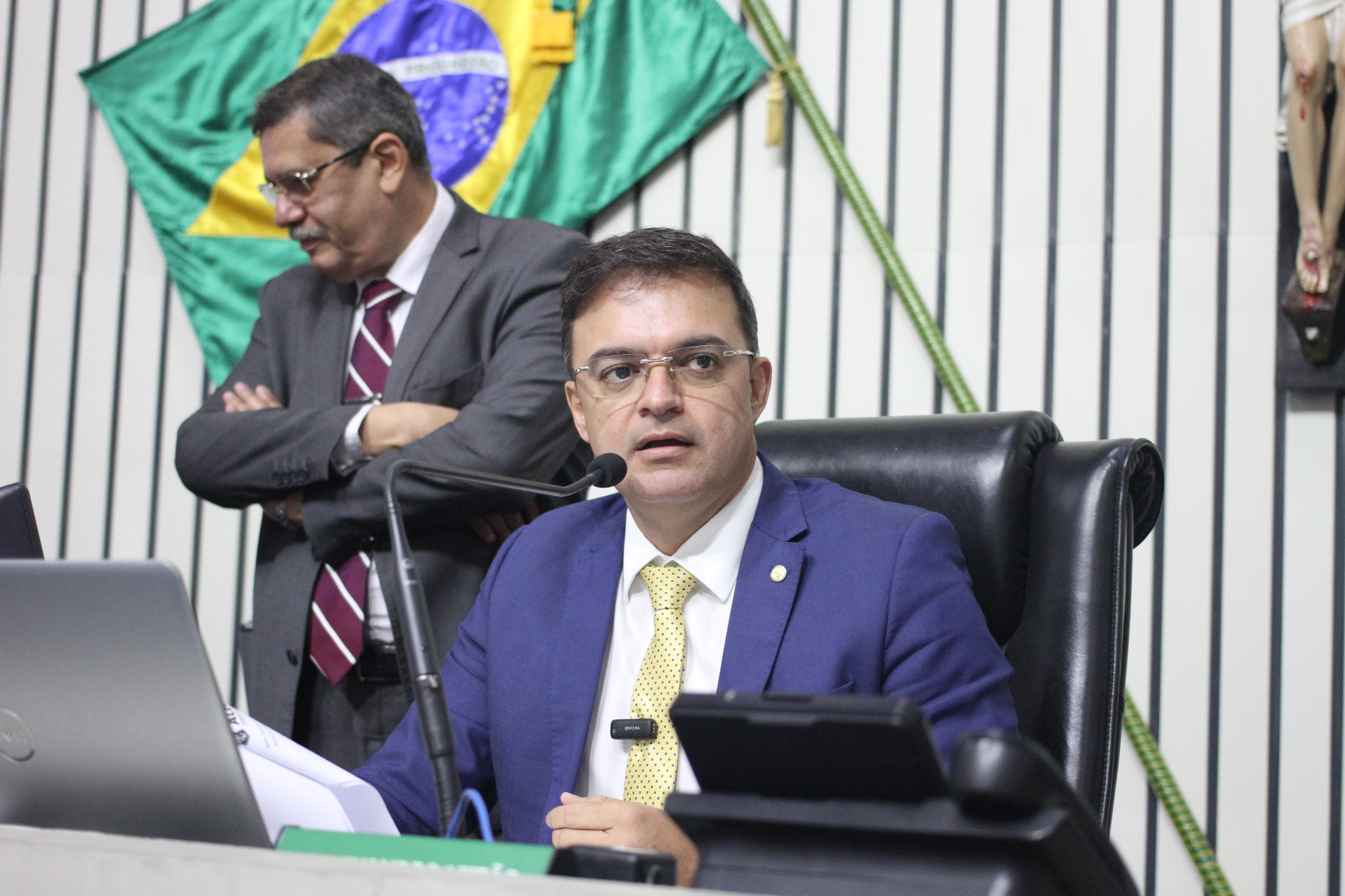 Fernando Santana anuncia parecer da Procuradoria da Alece sobre CPI da Enel