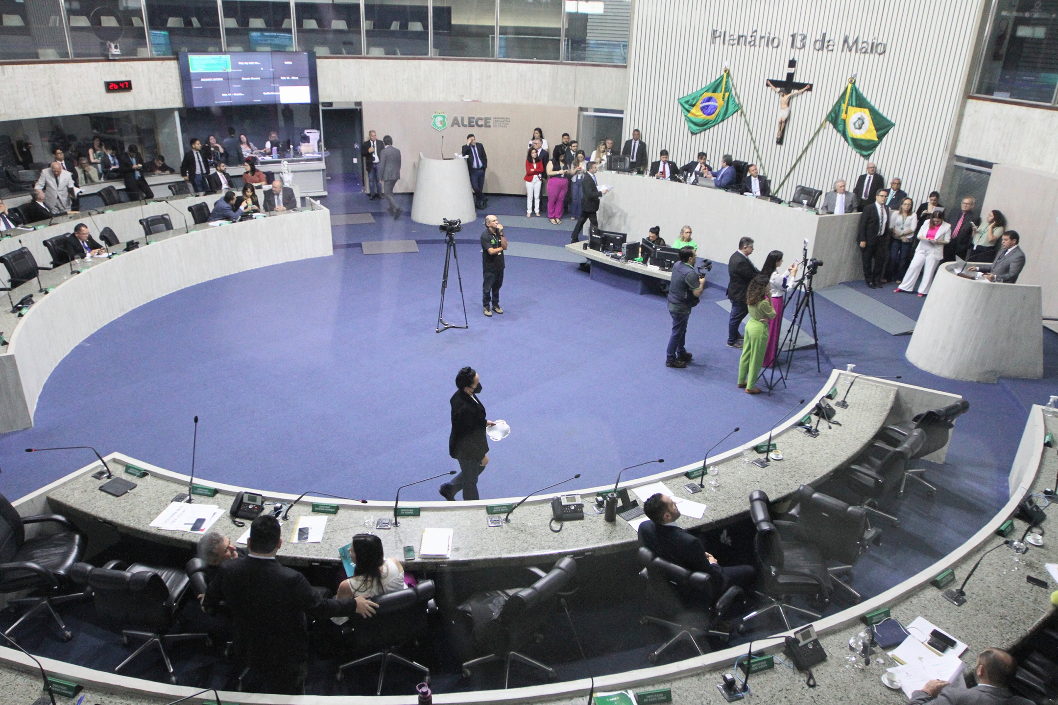 Parlamentares elogiam impacto dos serviços da Alece na gestão de Evandro Leitão