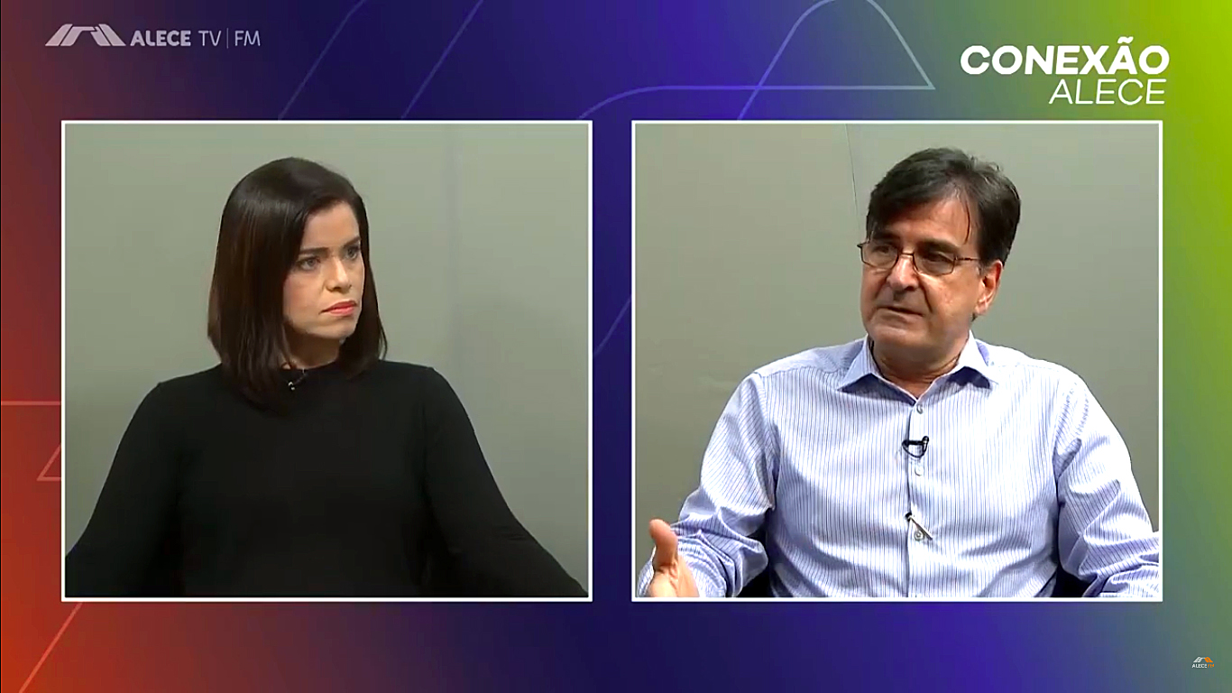 A jornalista Kézya Diniz entrevista o médico ortopedista Fernando Façanha