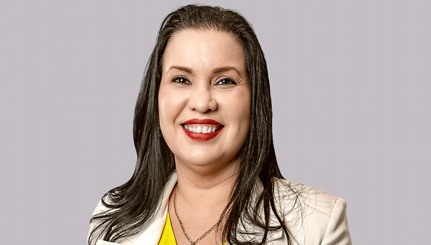 Alece entrega Medalha Esperança Garcia a Christiane do Vale Leitão