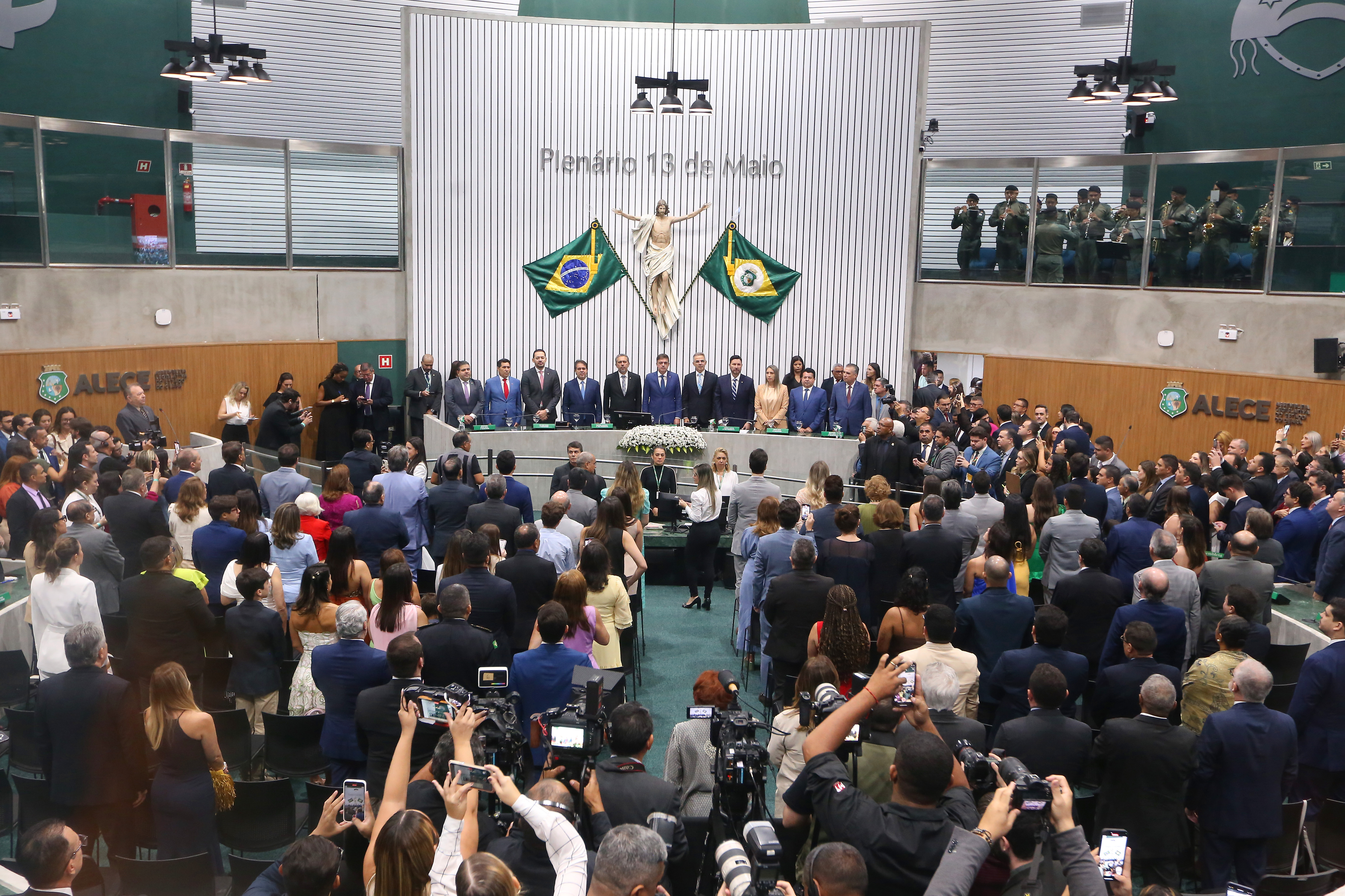 Presidente da Alece enfatiza compromisso democrático em posse da nova Mesa Diretora