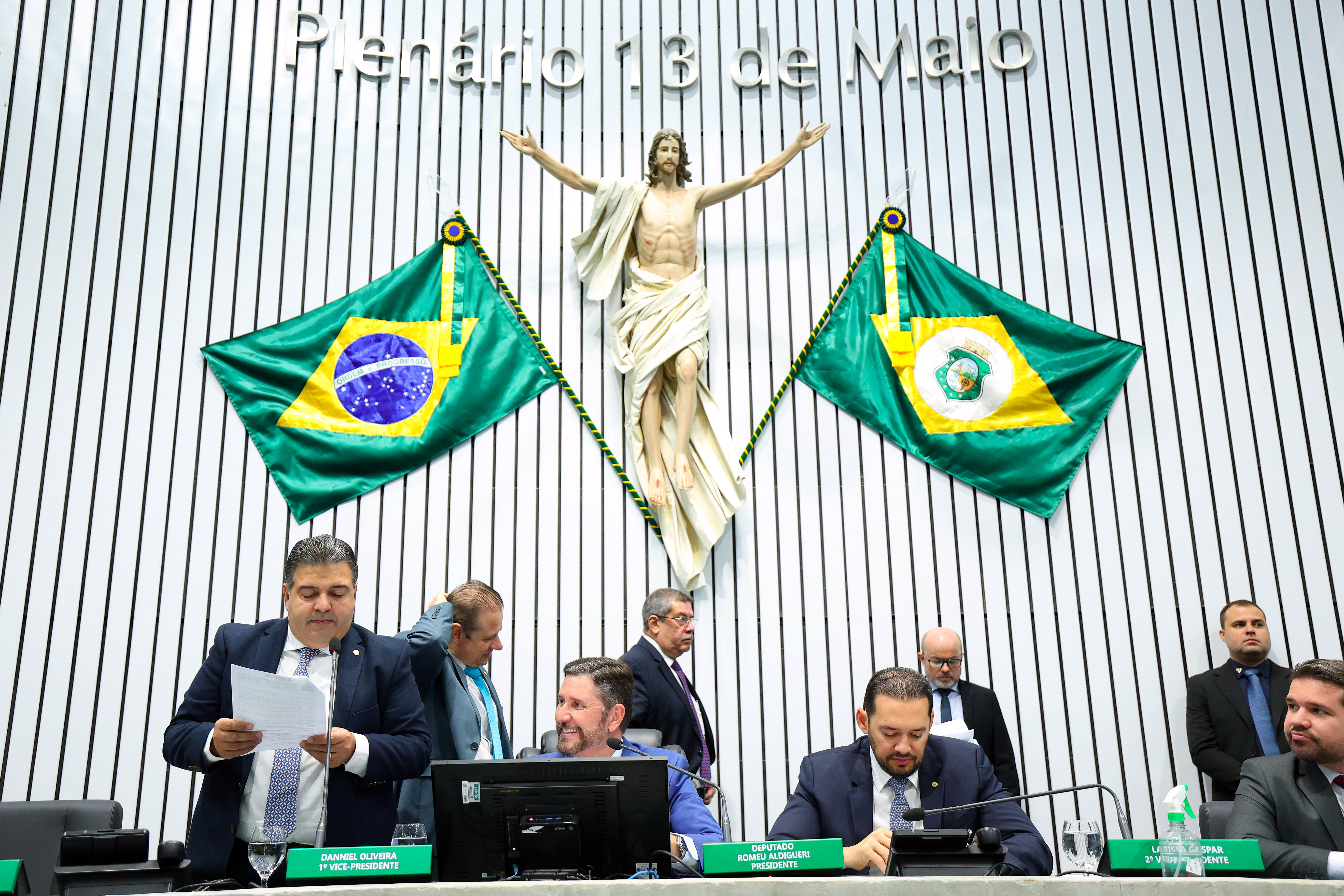 Alece aprova nesta quarta-feira 20 projetos do Executivo, Mesa Diretora e parlamentares