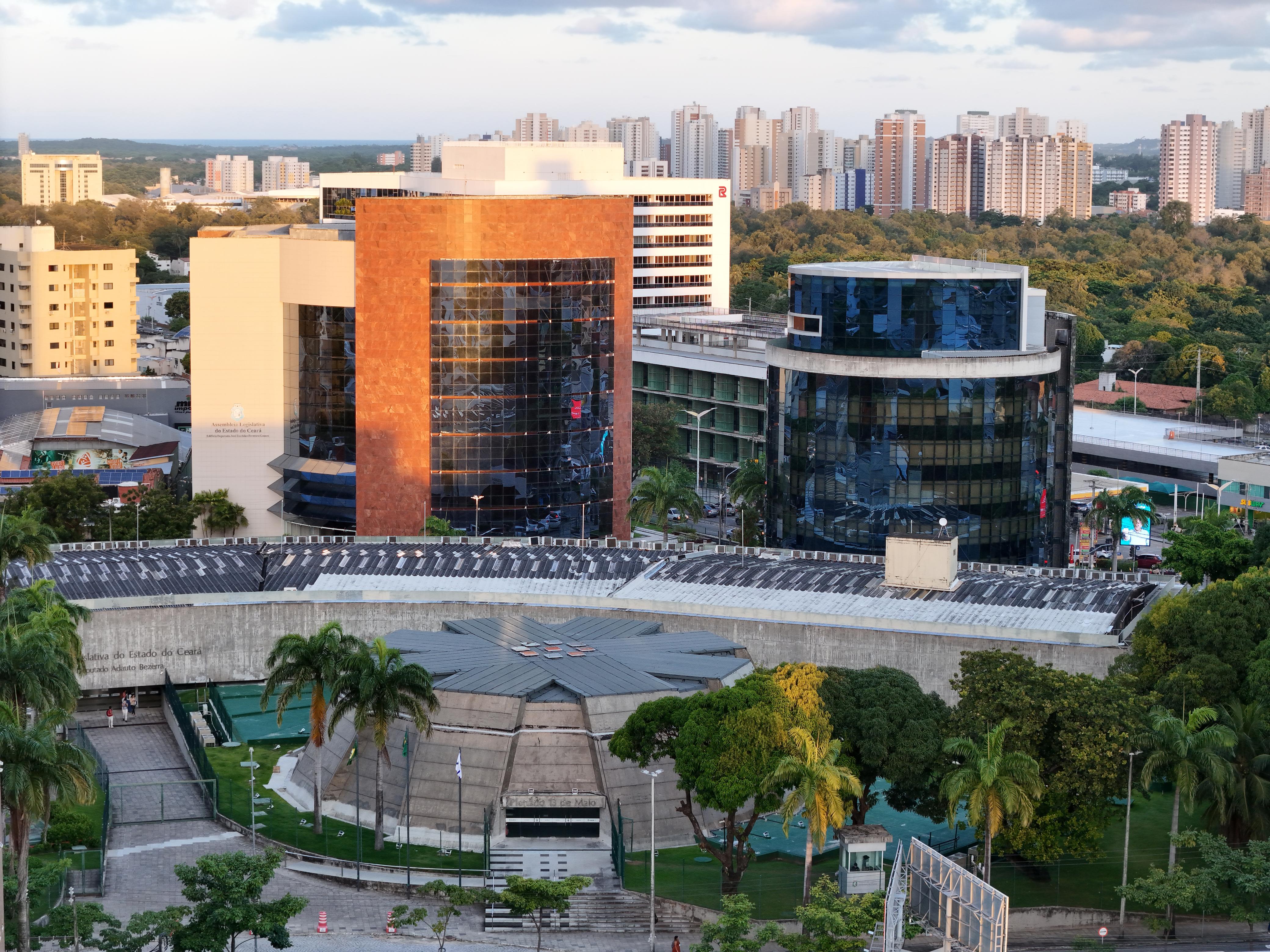 Alece recebe Selo Ouro e Selo Especial Premium de Equidade de Gênero e Inclusão