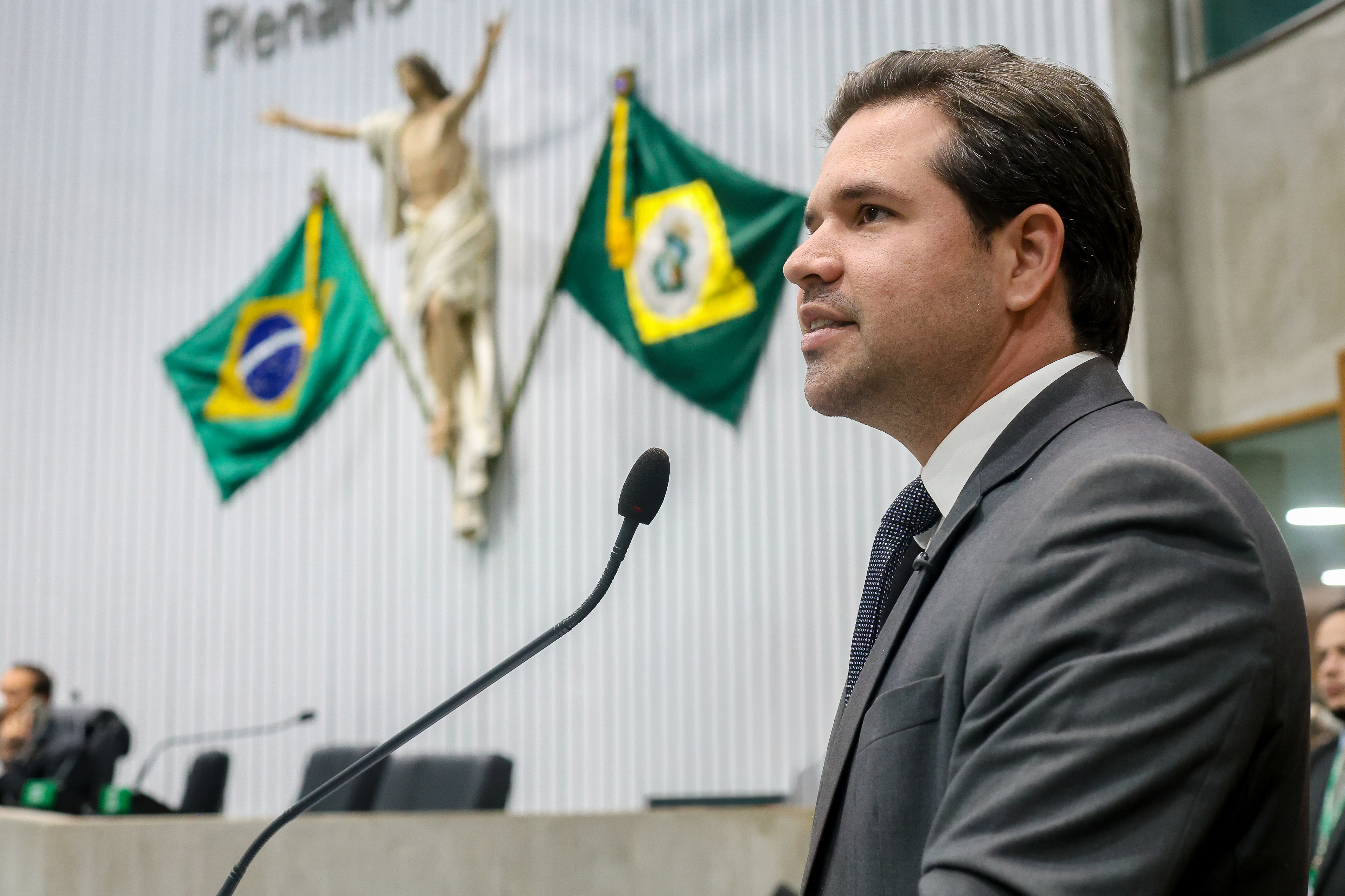 Bruno Pedrosa ressalta importância de políticas educacionais para a democracia