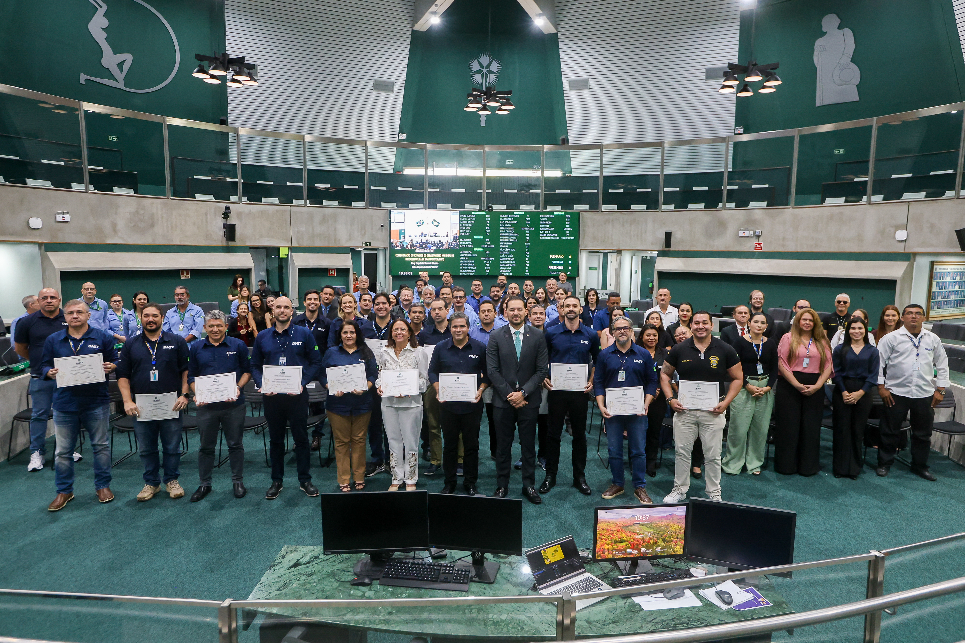 Alece celebra 25 anos do DNIT e destaca papel do órgão na transformação das rodovias do Ceará
