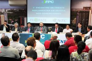 Audiência pública debate a “Frente Parlamentar Mista em Defesa dos Comerciários" 