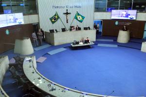 Comissão aprova audiência para discutir reivindicações da Uece, Urca e UVA 